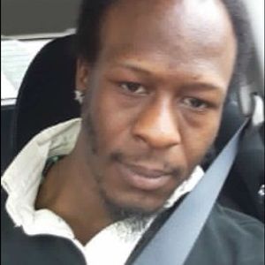 Meet your Posher, Dennis